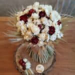 Svadobná kytica s pierkom