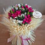 Krémová s cyklamenovou