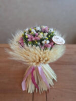 Krémová s tmavo ružovou