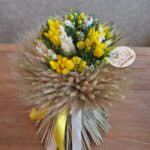 Prírodná so žltou