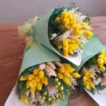 Kornút sušených kvetov - žltý